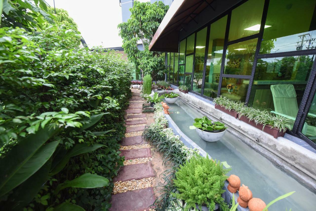 Wish Hotel Ubon Ubon Ratchathani Ngoại thất bức ảnh