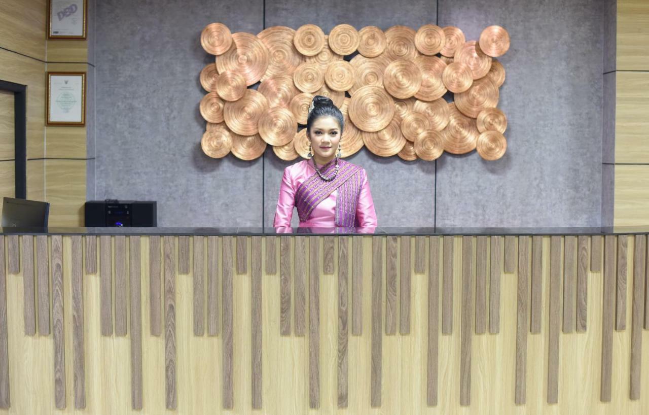 Wish Hotel Ubon Ubon Ratchathani Ngoại thất bức ảnh